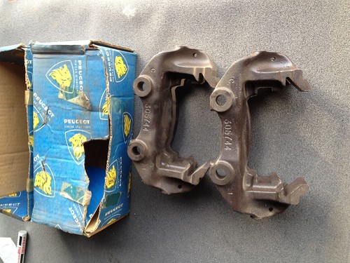 B121 peugeot bremssattel - ,