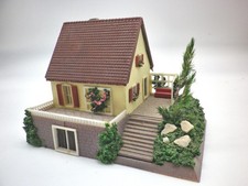 Mamos H0 Wohnhaus mit Keller Fertigmodell clm26