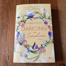 Love Songs in London - Dancing