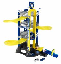 Theo Klein Michelin Parkhaus 4 Ebenen Rennbahn mit Autos Aufzug Rampe ab 3 Jahre