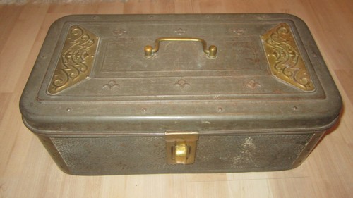 Blechkiste 1910 mit - um,