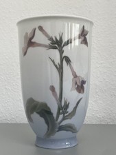 Vase mit breiter Öffnung von