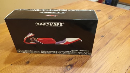 Minichamps ducati 996 - 1:12,