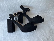 Sandalen Größe 39 NEU Mit