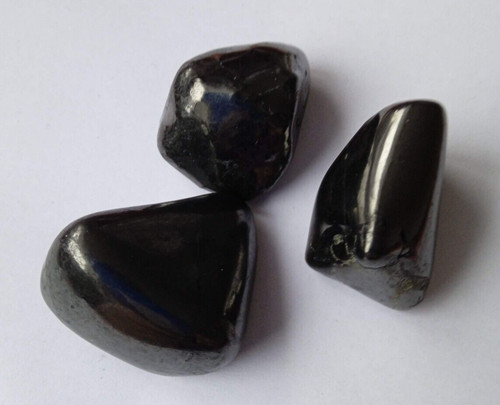 49g schungit trommelsteine - ca.,