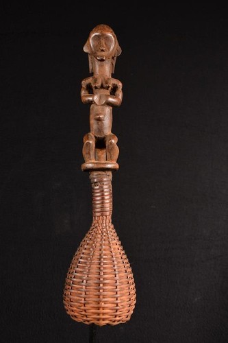 Afrikanische alte fang rassel - afrikanische,