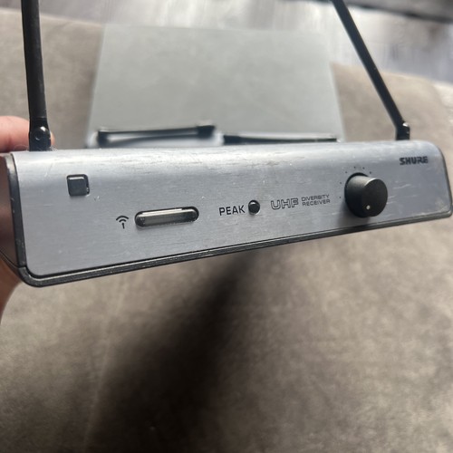 Shure uhf diversity receiver - diversity,
