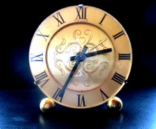 Wecker, Tischuhr, kleine Kaminuhr, Hour Lavigne, Messing zum aufziehen, Vintage