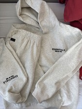 Essentials jogginganzug creme - jogginganzug,