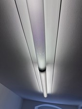 2 moderne Deckenleuchten der