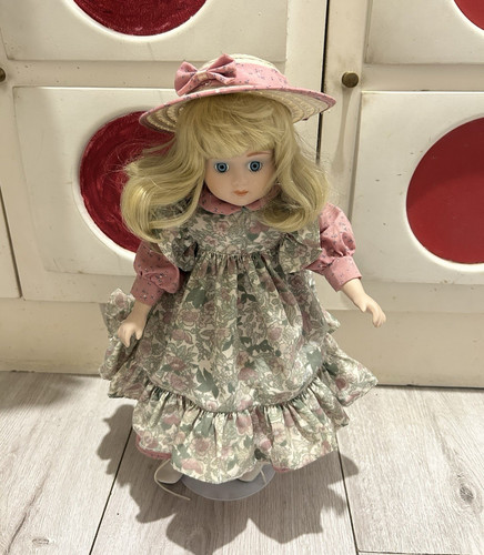 Puppen blond - 5,