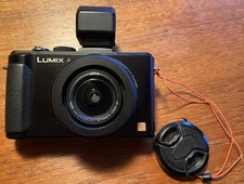 Panasonic DMC-LX7 Digitalkamera mit Aufstecksucher DMW-LVF2