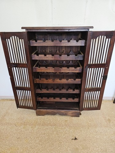 Massiver toller schrank - massiver,