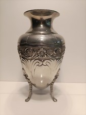Silberfarbene große, dekorative und alte  Vase 