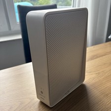 Unitymedia Connect Box CH7465LG-LC WLAN Router Modem weiß