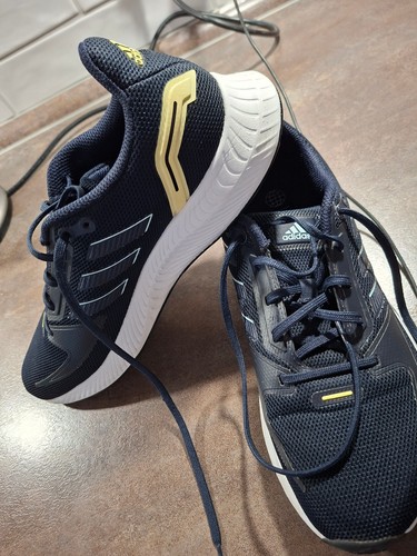 Sportschuhe von adidas 41 - sportschuhe,