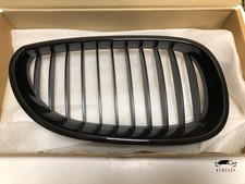 Kühlergitter Niere rechts BMW 5er e60 51712155446 NEU