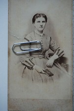 #188 CDV Beautiful Woman in