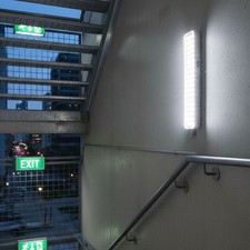 LED Akku Notleuchte Notbeleuchtung Sicherheitsleuchte Notlicht Notlampe 2-4 Watt