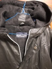 Schwarze Herrenwinterjacke Gr54 Taschen Mit Leder Abgesetzt