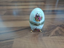 Schmuckei, Trinket Box oder Porzellan-Dose in Ei-Form