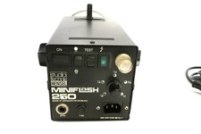 HENSEL Studiotechnik Miniflash 250 ohne Einstellicht / Lampe * Fotofachhändler *