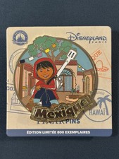 Disneyland Paris Pin Trading
