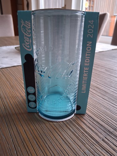 Coca cola glas 2024 - glas,