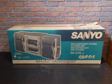 SANYO Vintage Stereoanlage DC-C 70 Lautsprechern Retro Anlage MC 3 Fach CD NOS