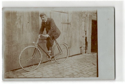 Mann auf fahrrad - ak,