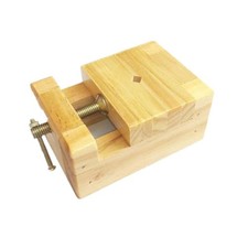 Versiegeltes Bett, geschnitzte