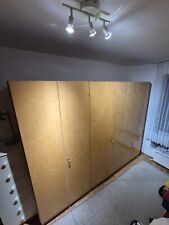 KLEIDERSCHRANK 6-TÜREN BIRKE HOCHGLANZ