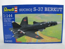 Revell 04000 Suchoj S-37