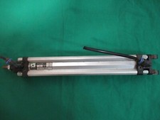 Pneumax 1321.32.0200.01 Druckluftzylinder