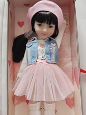 Ruby Red Fashion Friends Lila