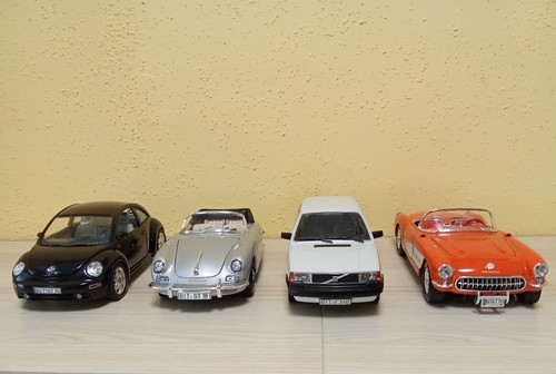 Modellautosammlung 4 stk - 1:18,