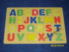 Holzpuzzle Buchstaben ABC -
