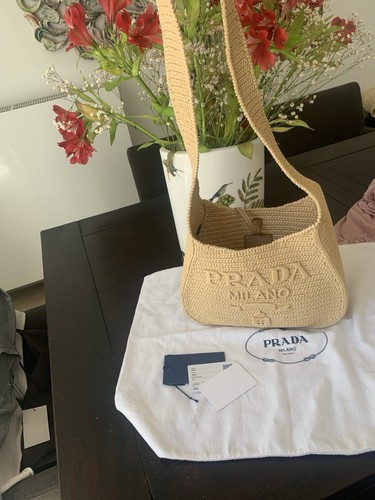 Prada tasche raffia oder - prada,