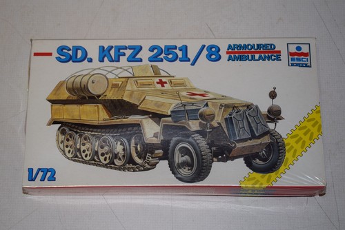 Esci ertl 8347 kfz - 8347, sd.kfz.251/8