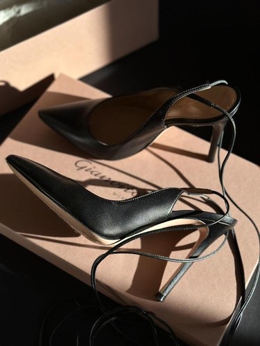 Women gianvito rossi heels - women,