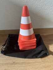 Warnkegel 10er Set, stapelbar, Schnürbeutel, Pylonen, 22 cm, orange/weiß