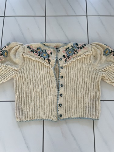 Strickjacke handarbeit 100 - -,