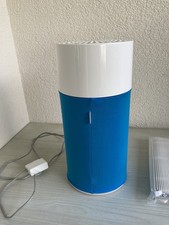 Blueair Luftreiniger mit HEPA Ersatzfilter Blau