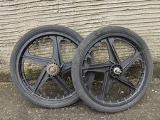 Schwarzer 5 Speichen BMX Mag