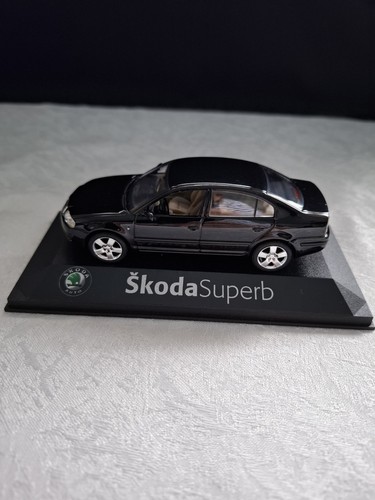Modellauto skoda superb - modellauto,
