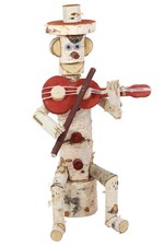 Holzfigur für den Garten aus