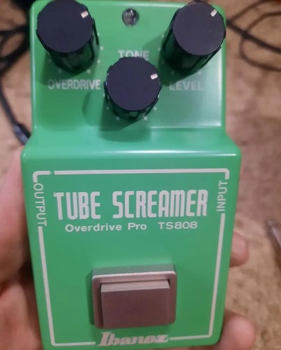 Ibanez tube screamer - screamer, ts808