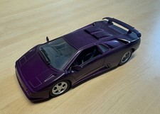 Maisto Lamborghini Diablo SE30 (1994) 1:18 – Pink, Flügeltüren, Vitrinenmodell