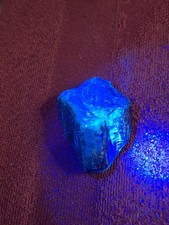 Blauer bernstein aus sumatra - aus,
