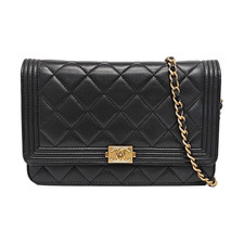 Pre owned chanel boy - boy,